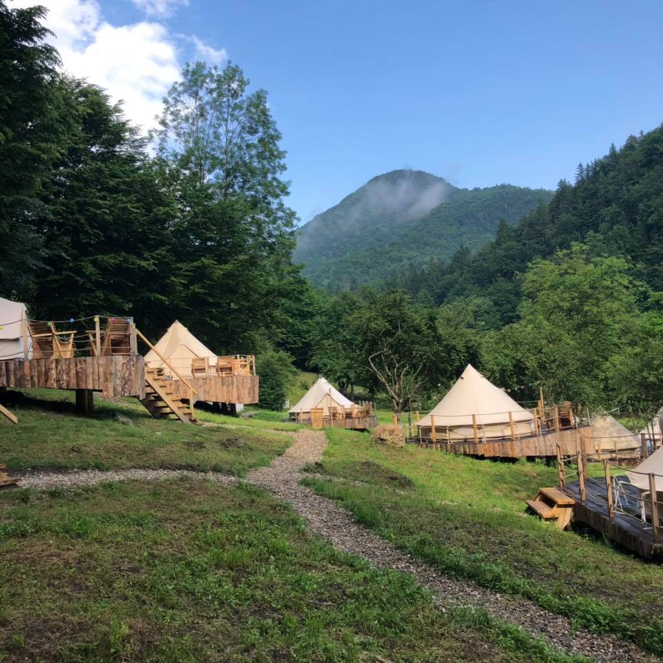 https://www.travlocals.com/uploads/2019/11/green-camp-adventure-glamping-4.jpg